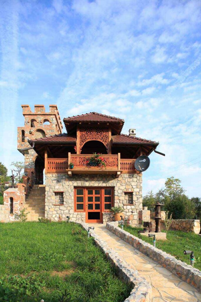 eco villages serbia, accommodations